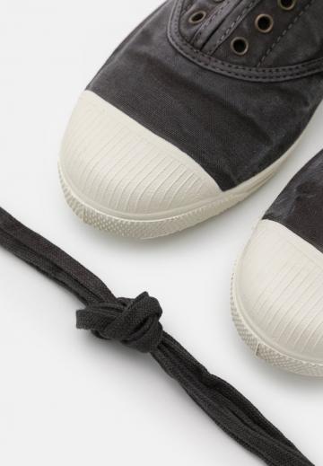 Гандбольные кроссовки