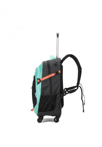 Чемодан на колесах