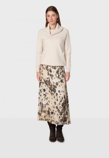 Пуловер с вырезом V