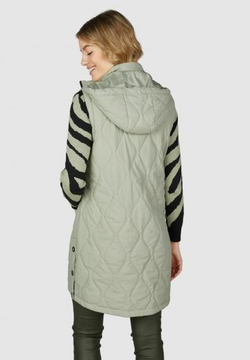 Длинный жилет