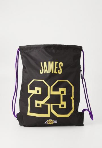 Спортивная форма