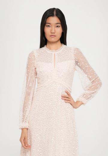 Коктейльное платье