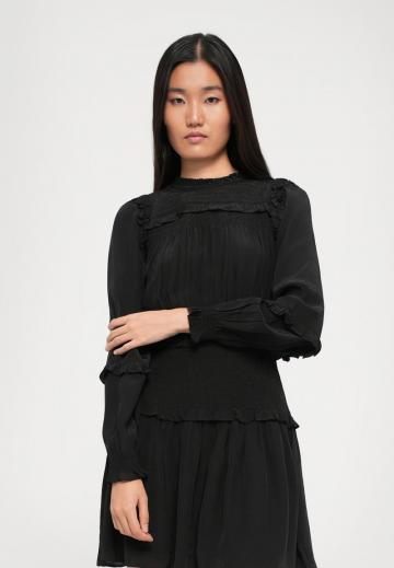 Коктейльное платье