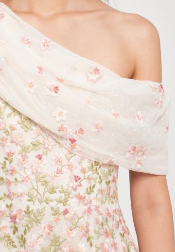 Коктейльное платье