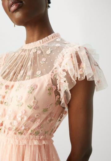 Летнее платье