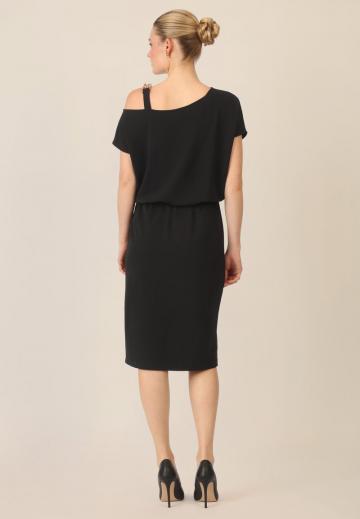 Платье футляр