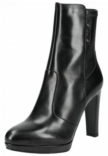 Полусапожки на высоком каблуке