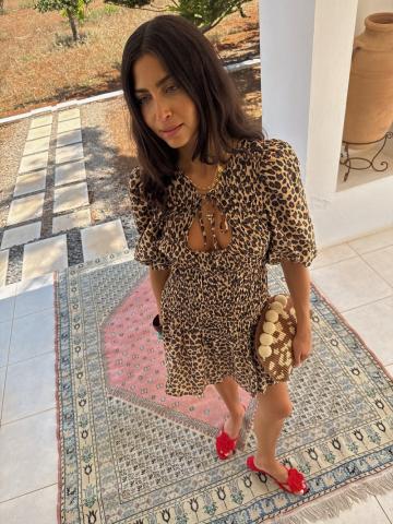 Короткое платье