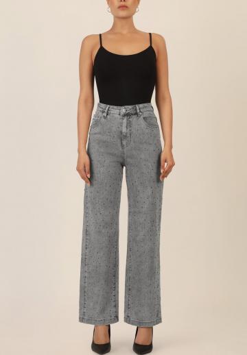 Прямые джинсы