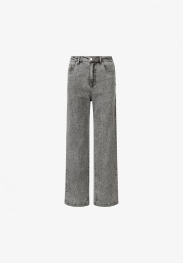 Прямые джинсы