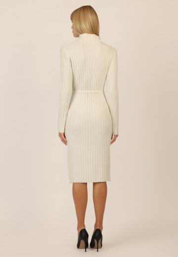 Платье футляр