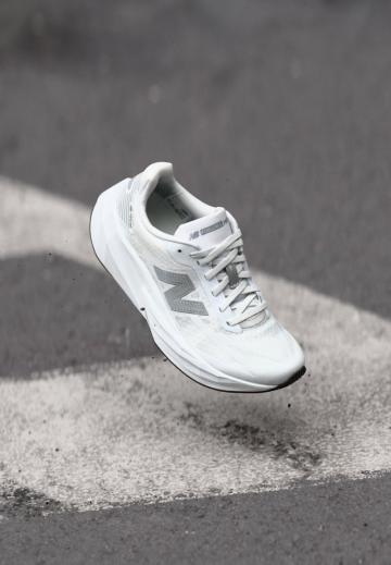 Беговые кроссовки