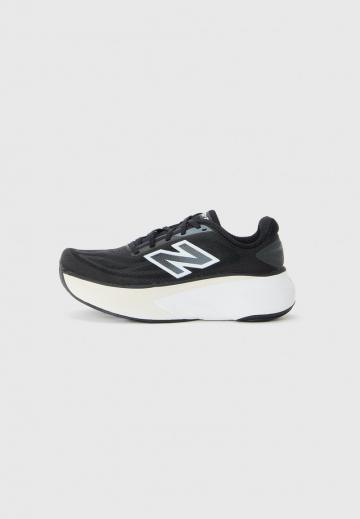 Беговые кроссовки