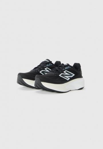 Беговые кроссовки