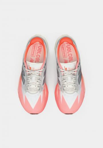 Беговые кроссовки