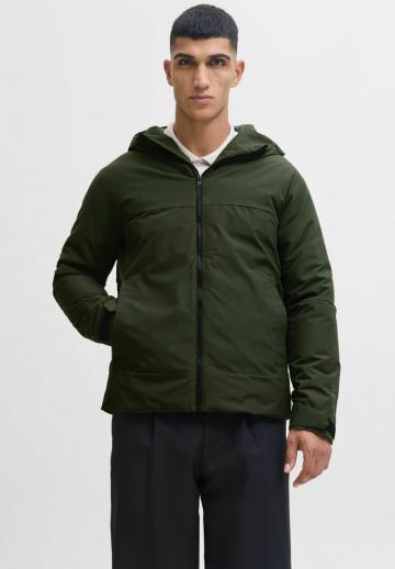 Зимняя куртка