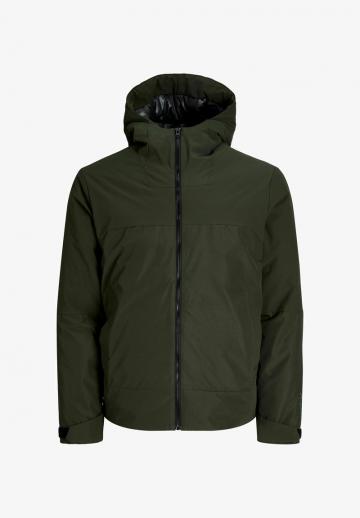 Зимняя куртка