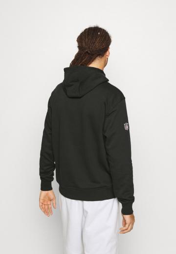 Спортивная кофта