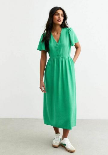 Летнее платье