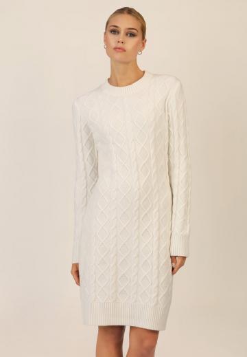 Вязаное платье
