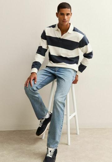 Прямые джинсы