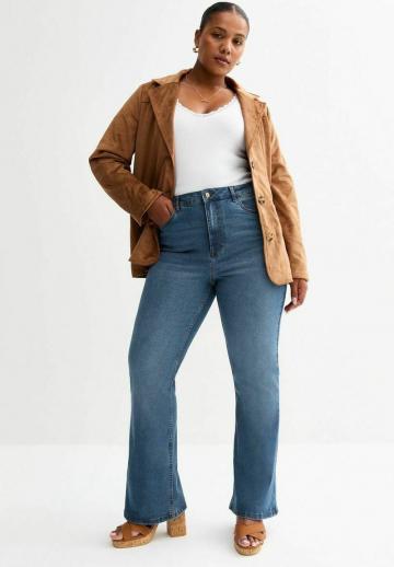 Клешеные брюки