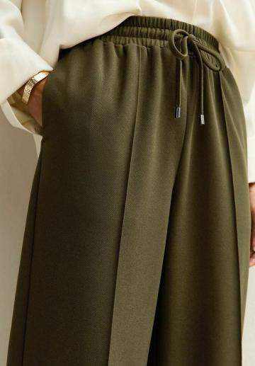 Спортивные штаны