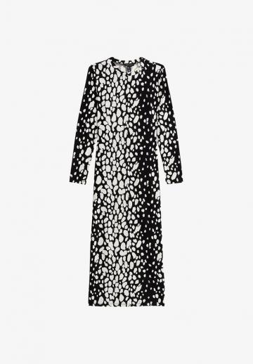 Платье футляр