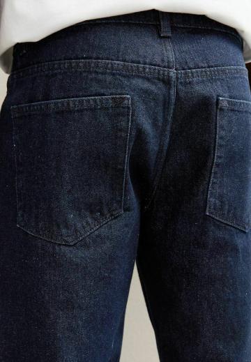 Прямые джинсы