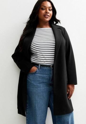 Короткое пальто