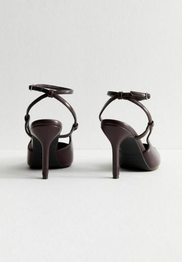 Туфли с ремешком