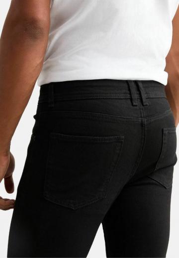 Узкие джинсы