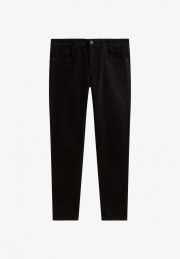 Узкие джинсы