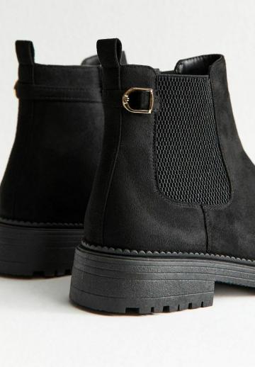 Широкие сапоги