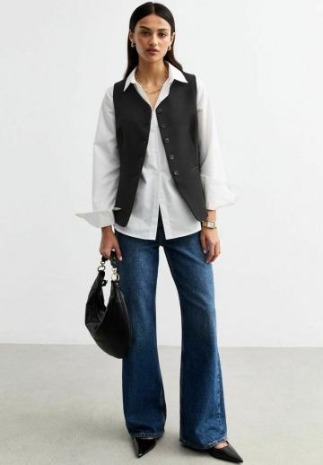 Джинсовая жилетка