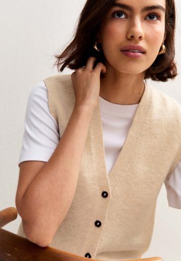 Джинсовая жилетка