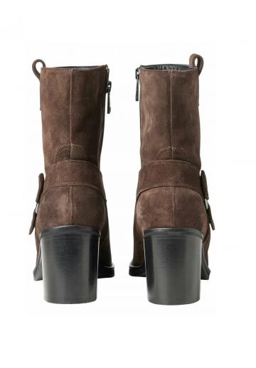 Полусапожки на высоком каблуке