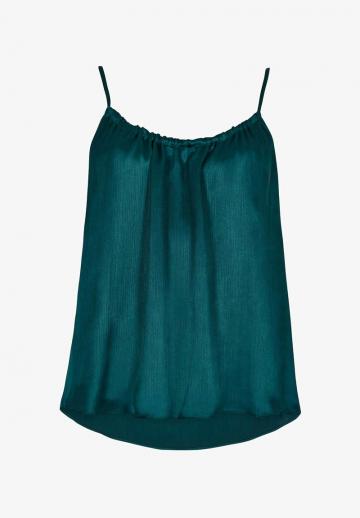 Длинный топ