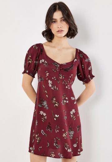 Короткое платье