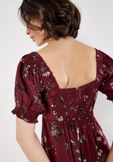 Короткое платье