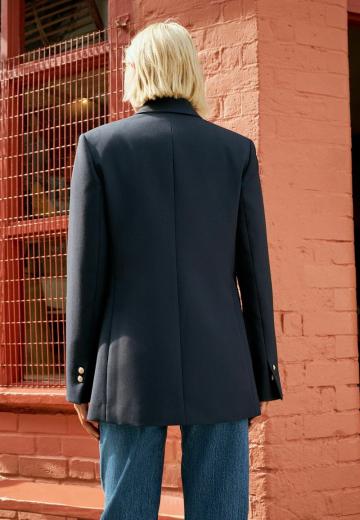 Длинный блейзер