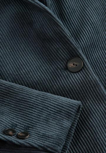 Короткое пальто