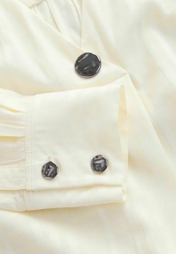 Атласная блузка