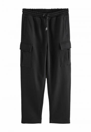 Брюки с накладными карманами