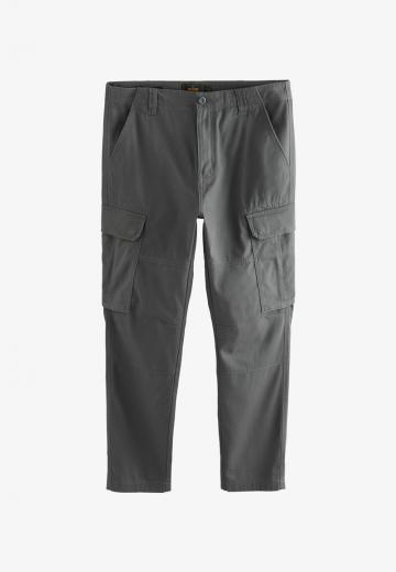 Брюки с накладными карманами