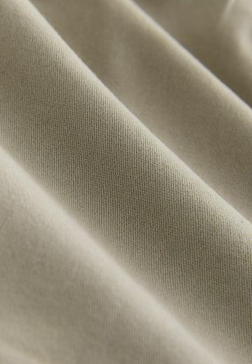 Брюки с накладными карманами