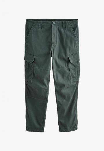 Брюки с накладными карманами