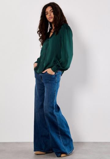 Атласная блузка