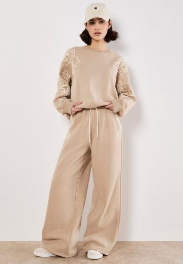 Спортивные штаны