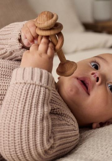 Вязаная кофта